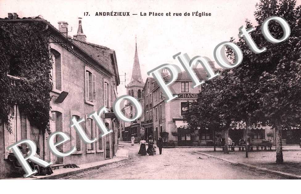 la place et rue de l'eglise