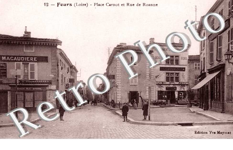 Place Carnot et Rue de Roanne