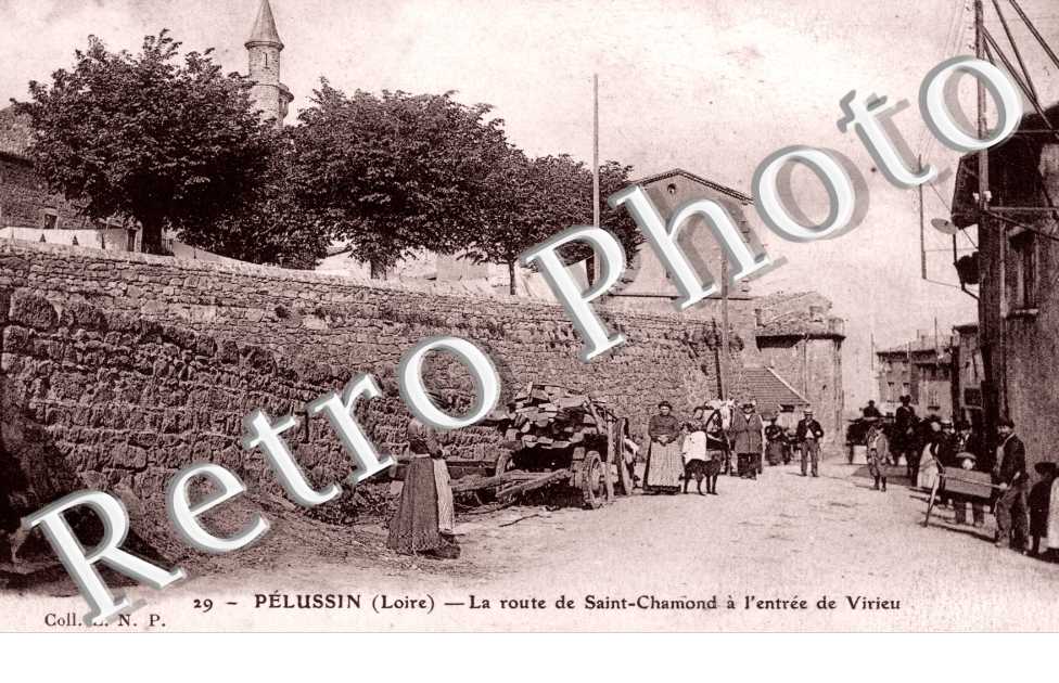 la route de St Chamond a l'entree de Virieu