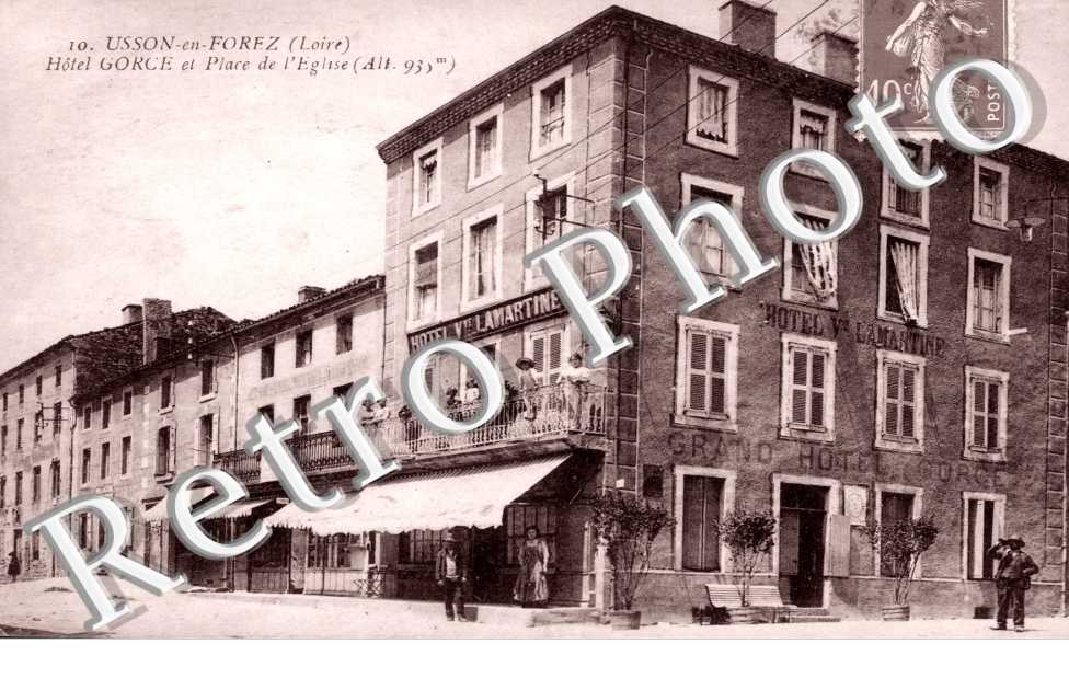 Hotel Gorce et Place de l'Eglise