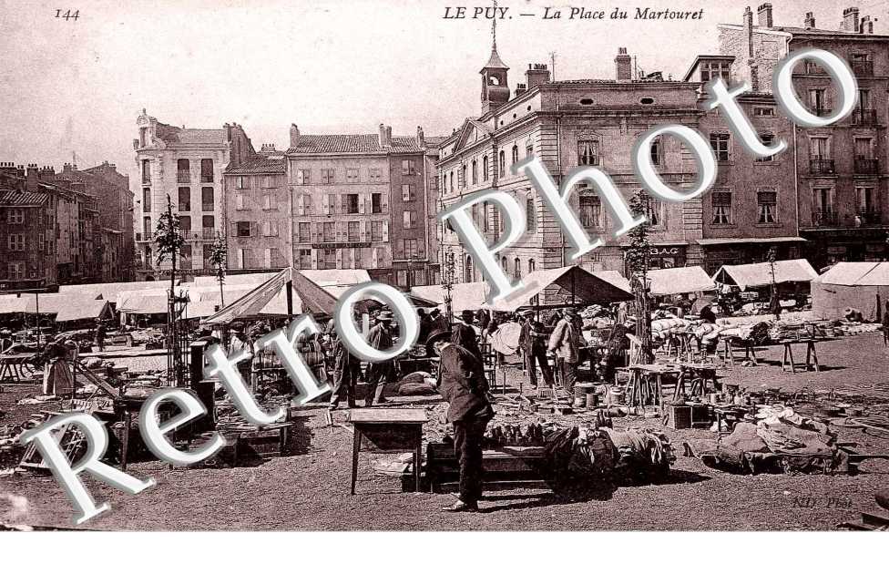 LA PLACE DU MARTOURET