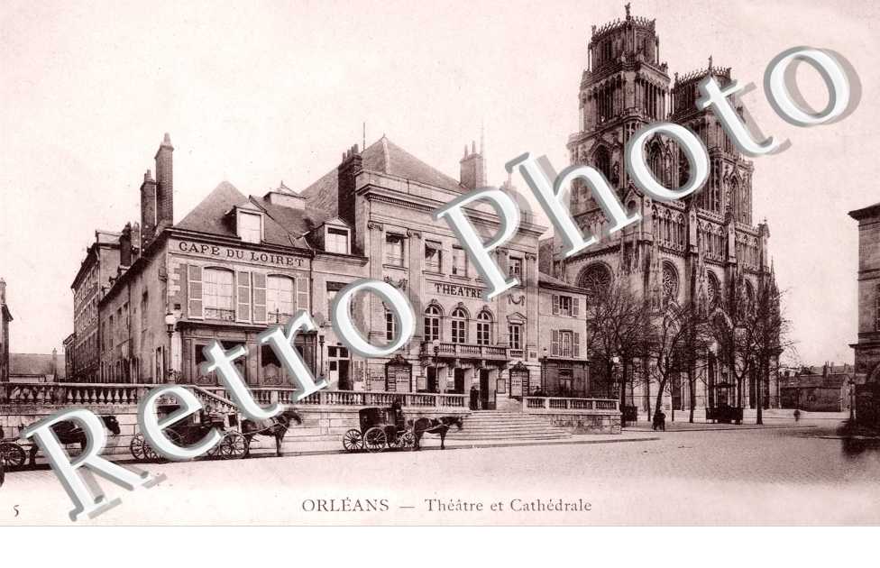 THEATRE ET CATHEDRALE