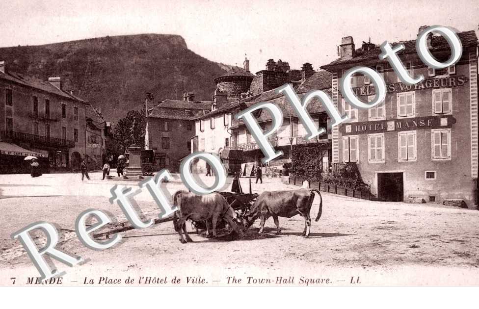la place de l'Hotel de Ville