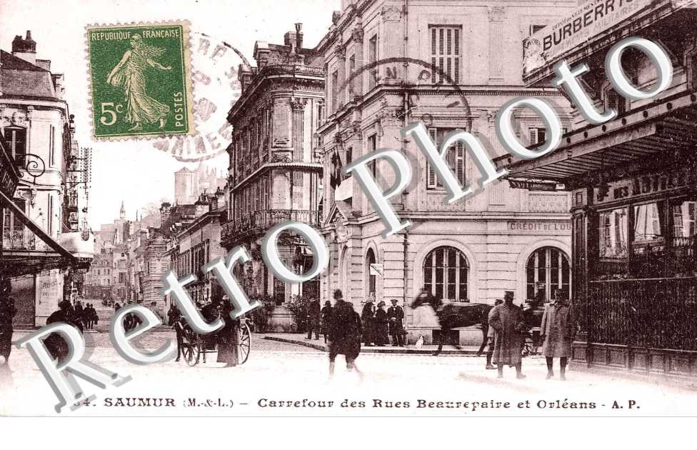 CARREFOUR DES RUES BEAUREPAIRE ET ORLEANS