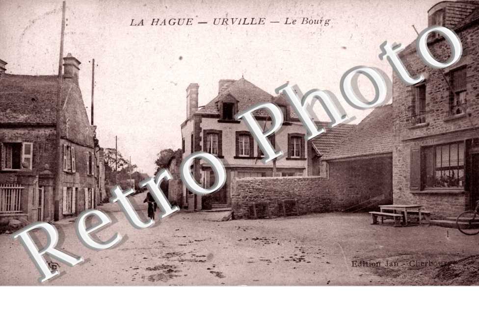 le bourg La Hague