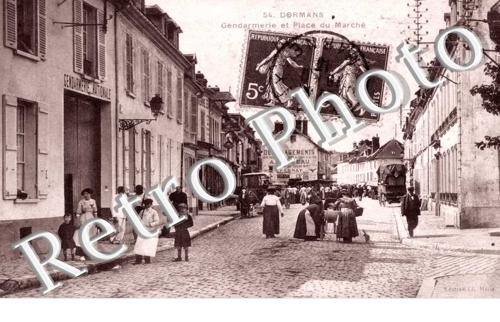 Gendarmerie et place du marche