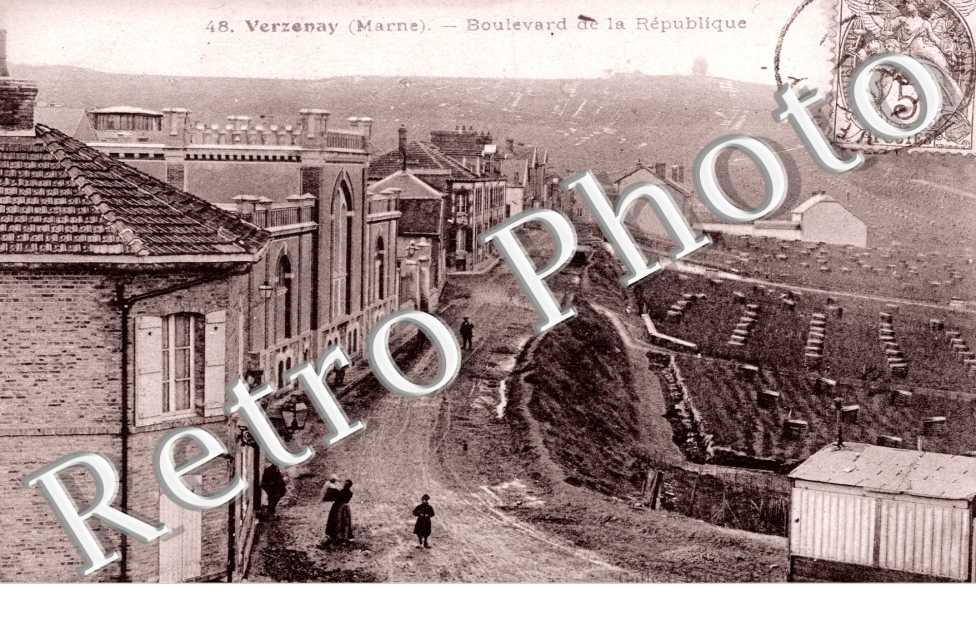 Boulevard de la Republique