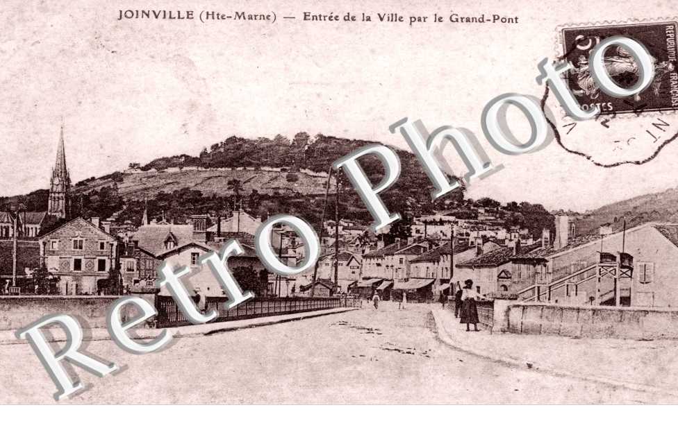 Entree de la ville par le grand pont