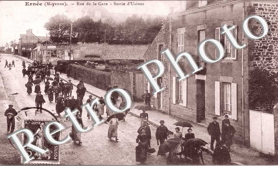 rue de la gare - sortie d'usines