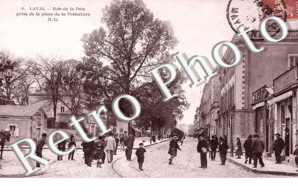 rue de la paix prise de la place de la prefecture