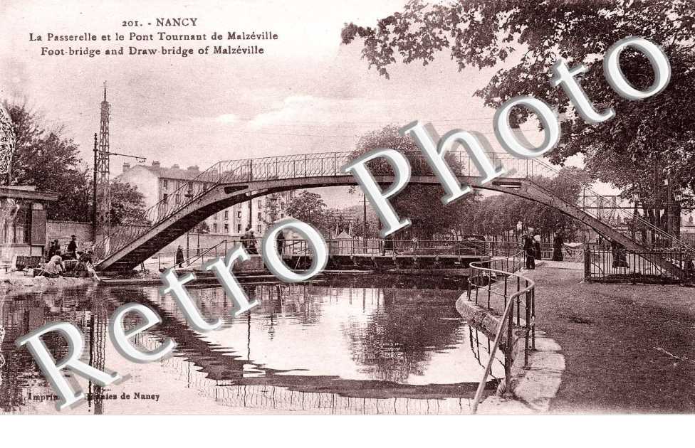 Passerelle et le pont tournant