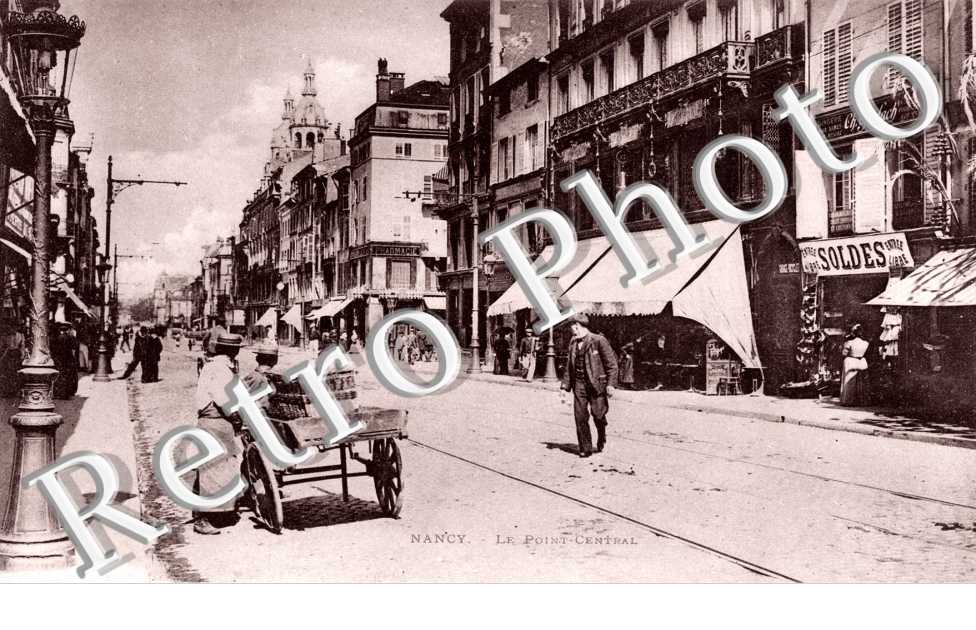 LE POINT CENTRAL  rue Saint-Jean