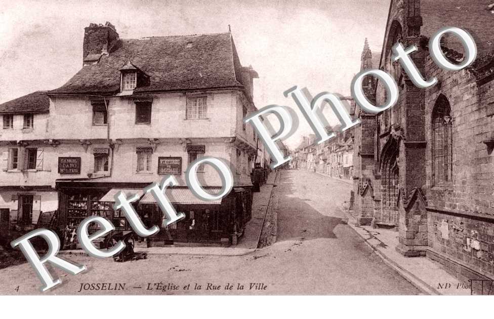 L'Eglise et la Rue de la Ville