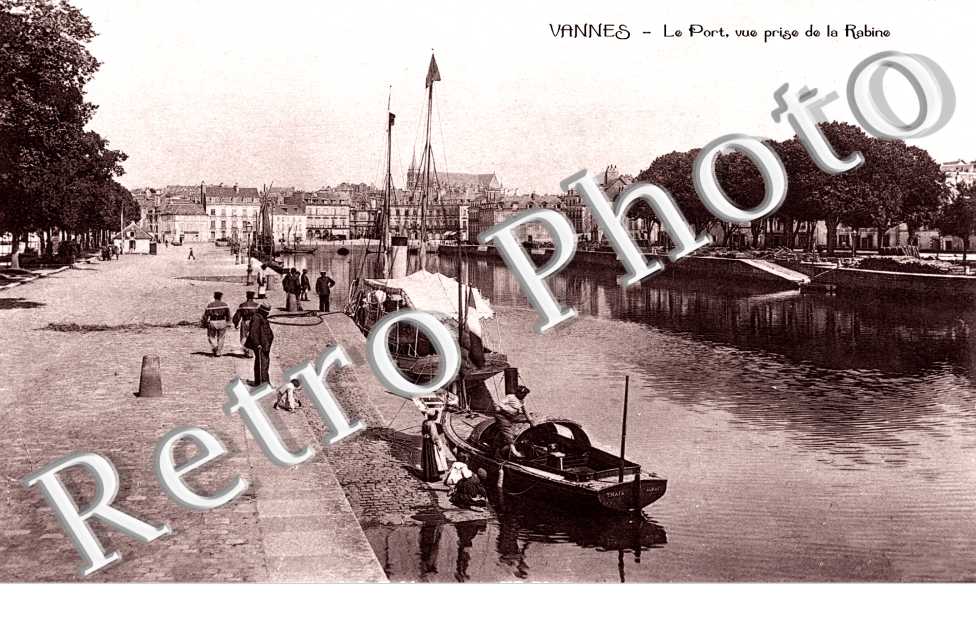 le port, vue prise de la Rabine