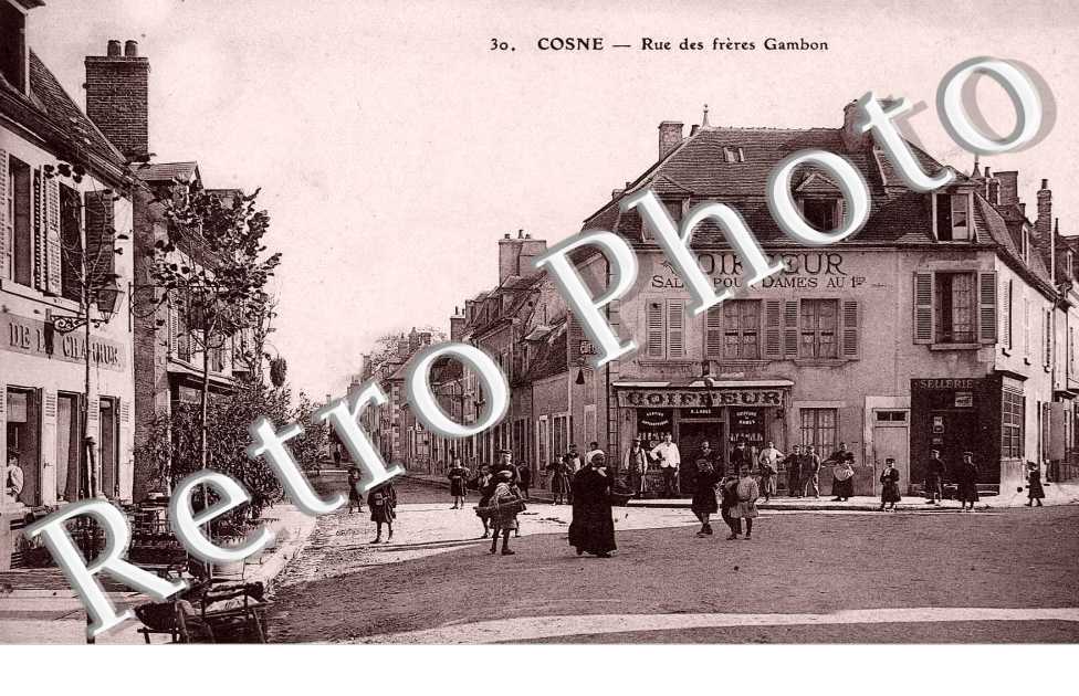 Rue des Freres Gambon