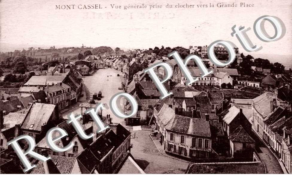 vue gnerale prise du clocher vers la grand place