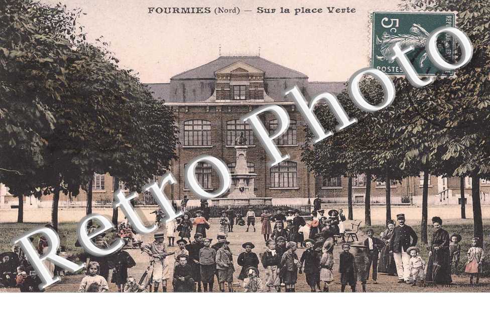 SUR LA PLACE VERTE