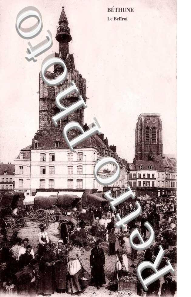 le beffroi et la tour de l'eglise