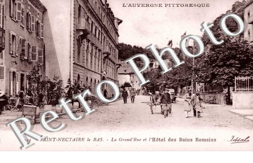 la Grand'Rue et l'Hotel des Bains Romains