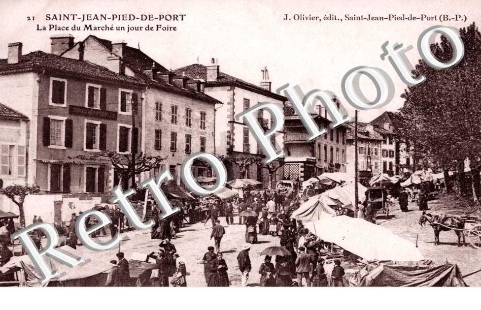 la Place du marche un jour de foire