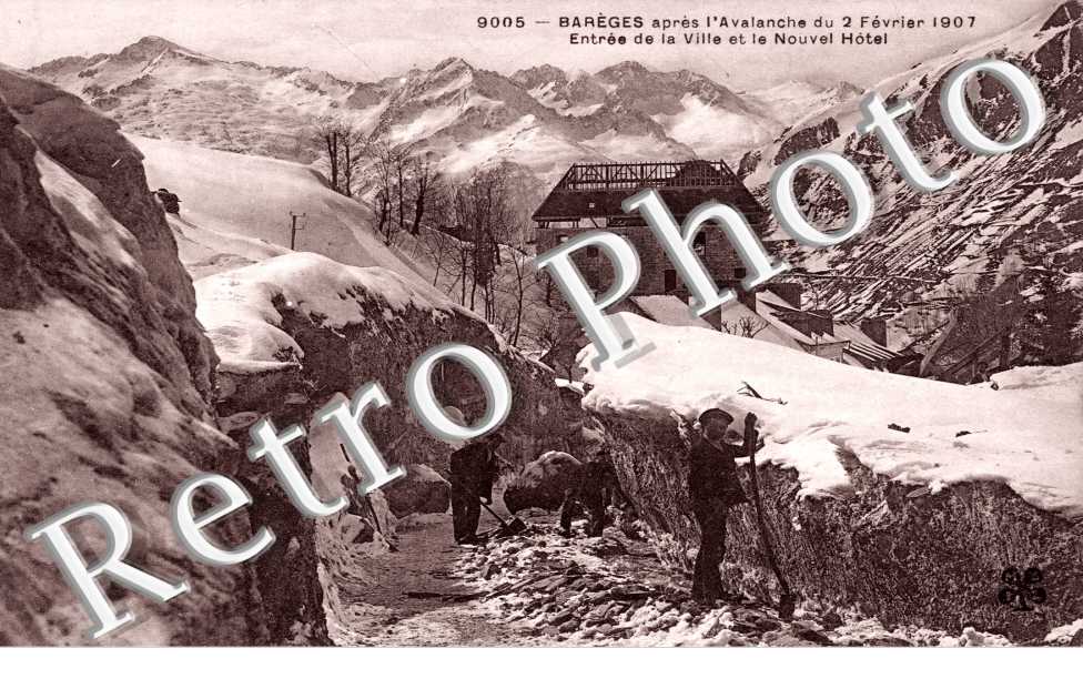 L'entree de la Ville apres l'avalanche du 2 fevrier 1907