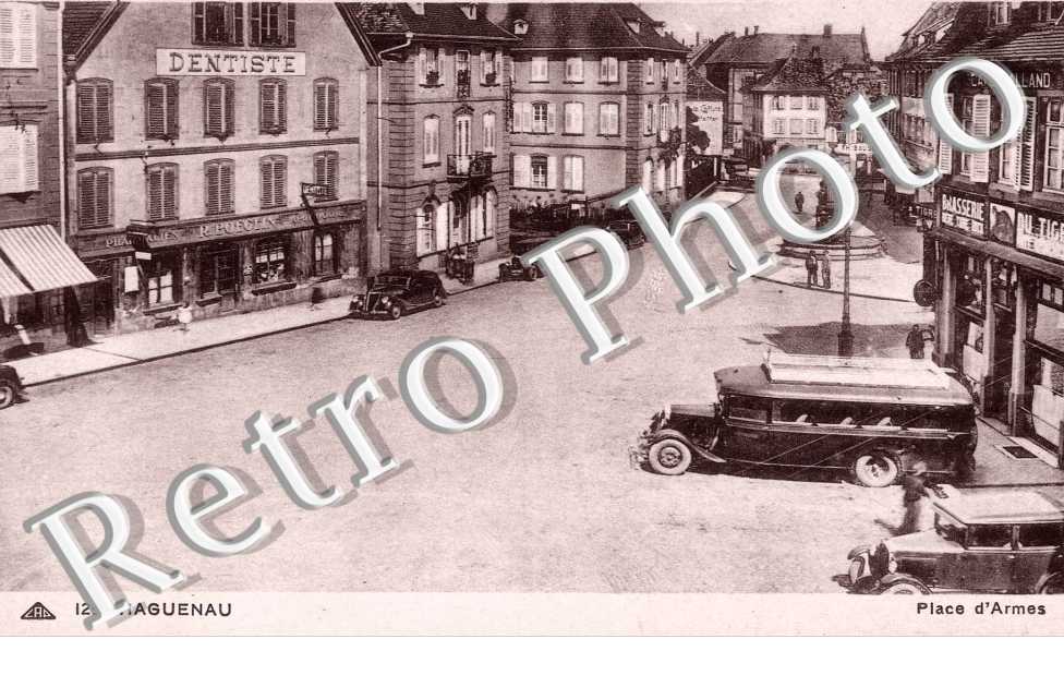 PLACE D'ARMES