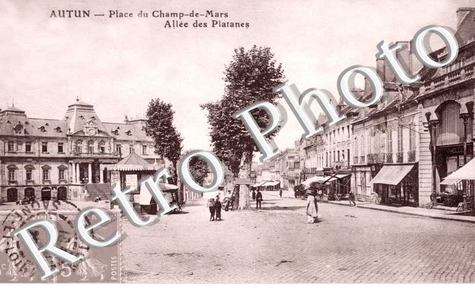 place du Champ de Mars