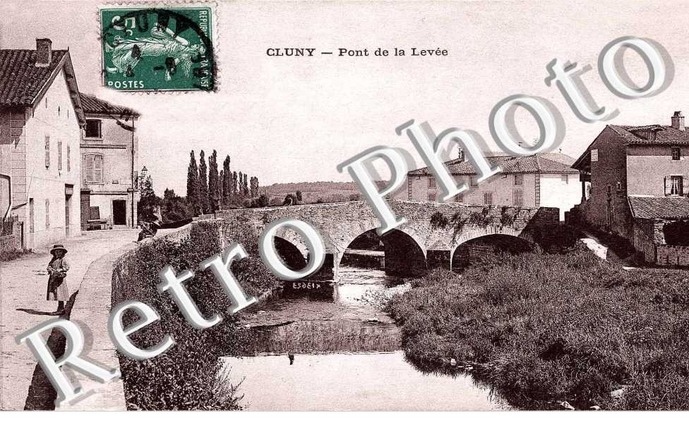 EGLISE ST MARCEL