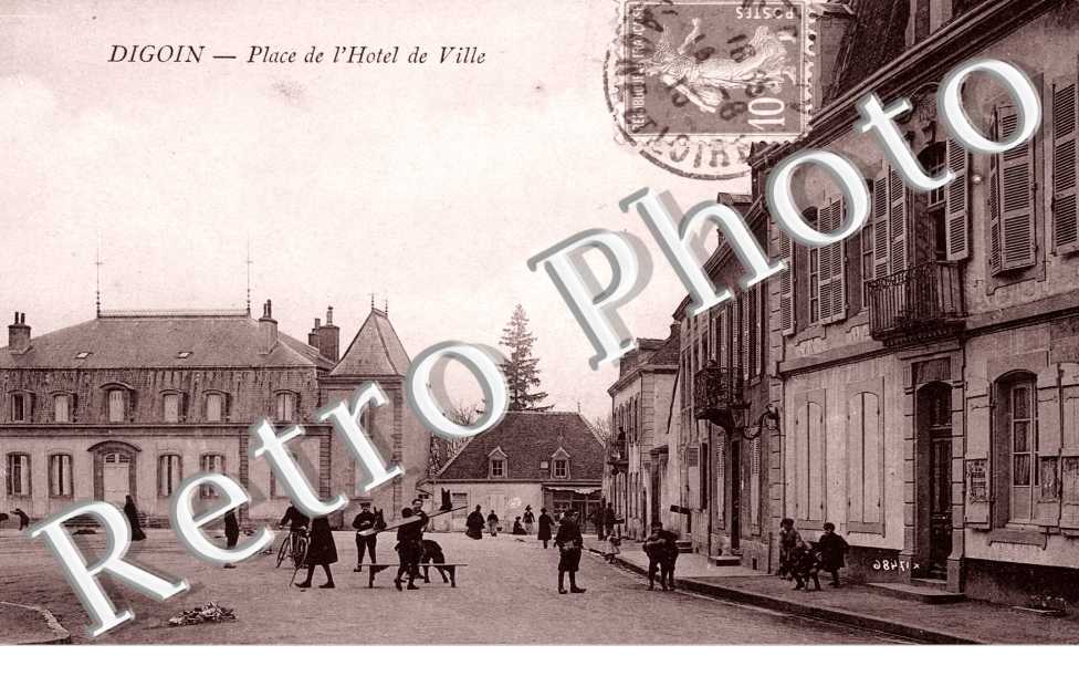 la Place de l'Hotel de Ville