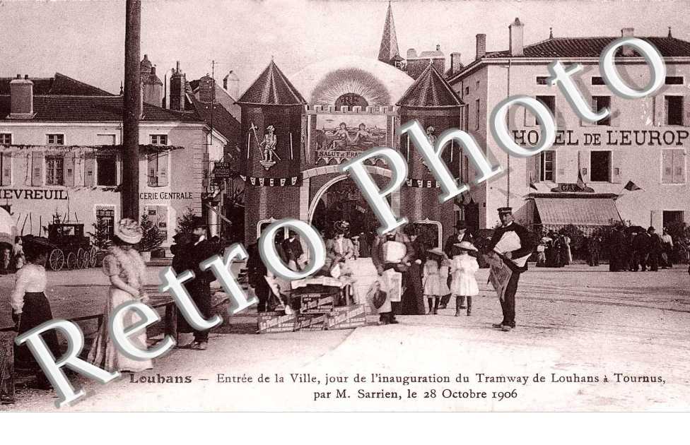 Entree de la ville jour de l'inauguration du tramway