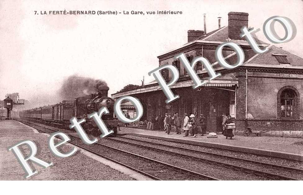 LA GARE VUE INT.