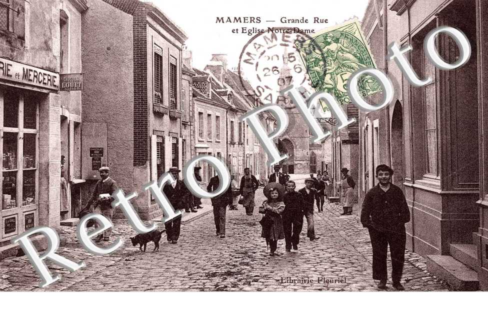 Grande rue et eglise de Notre Dame