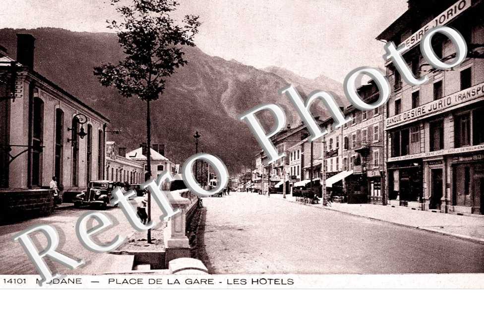 Place de la gare - Les hotels