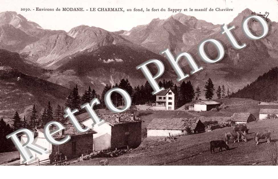 Le fort du Sappey et le massif de Chaviere