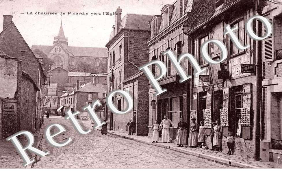 La Chaussée de Picardie vers l'Eglise