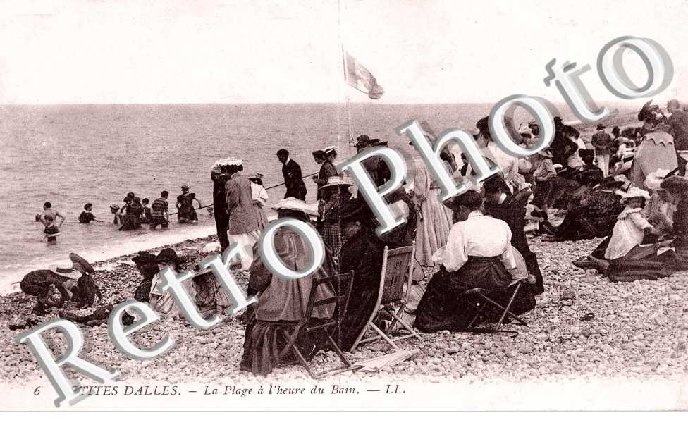 Les petites Dalles- La plage a l'heure du bain