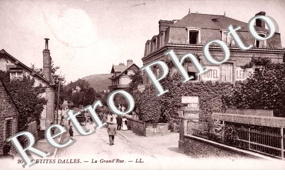 la Grand'Rue, les Petites Dalles