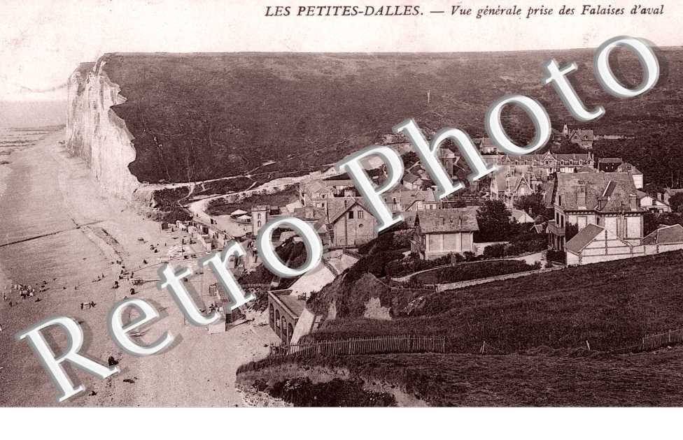 Les Petites Dalles - Vue Generale prise des Falaises d'aval