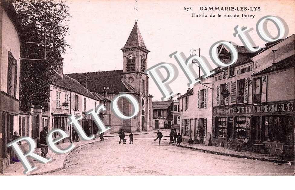 ENTREE DE LA RUE DE FARCY