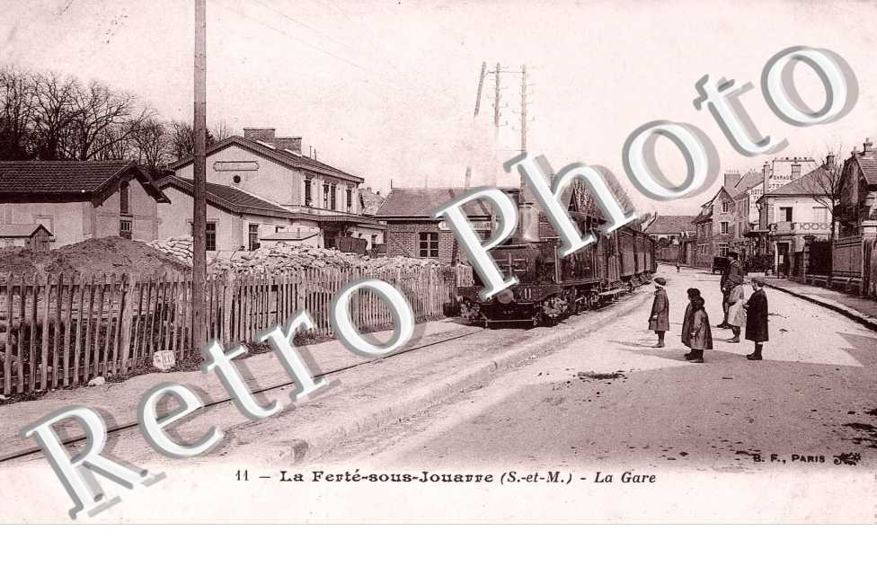 (la) La gare - Locomotive - train