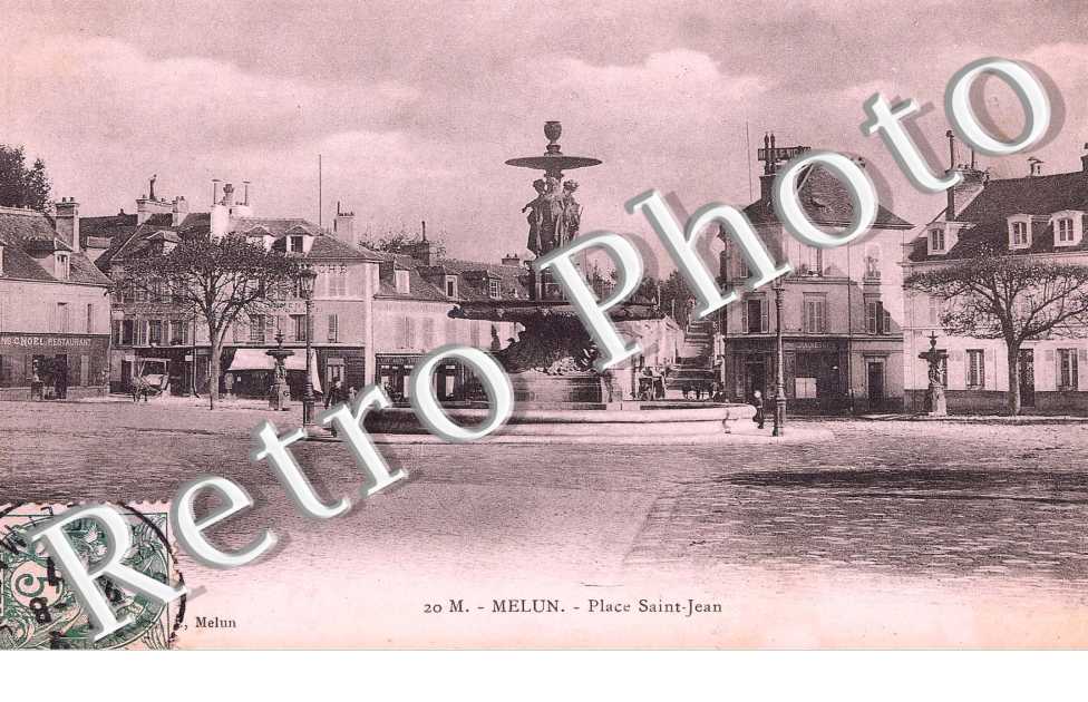 la Place Saint-Jean