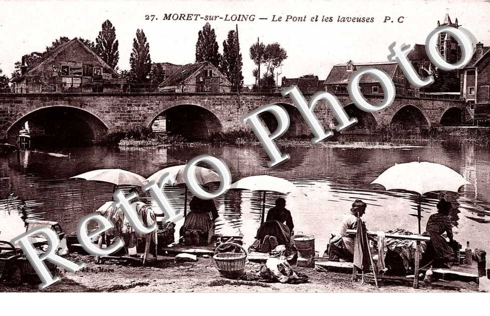 Le pont et les laveuses
