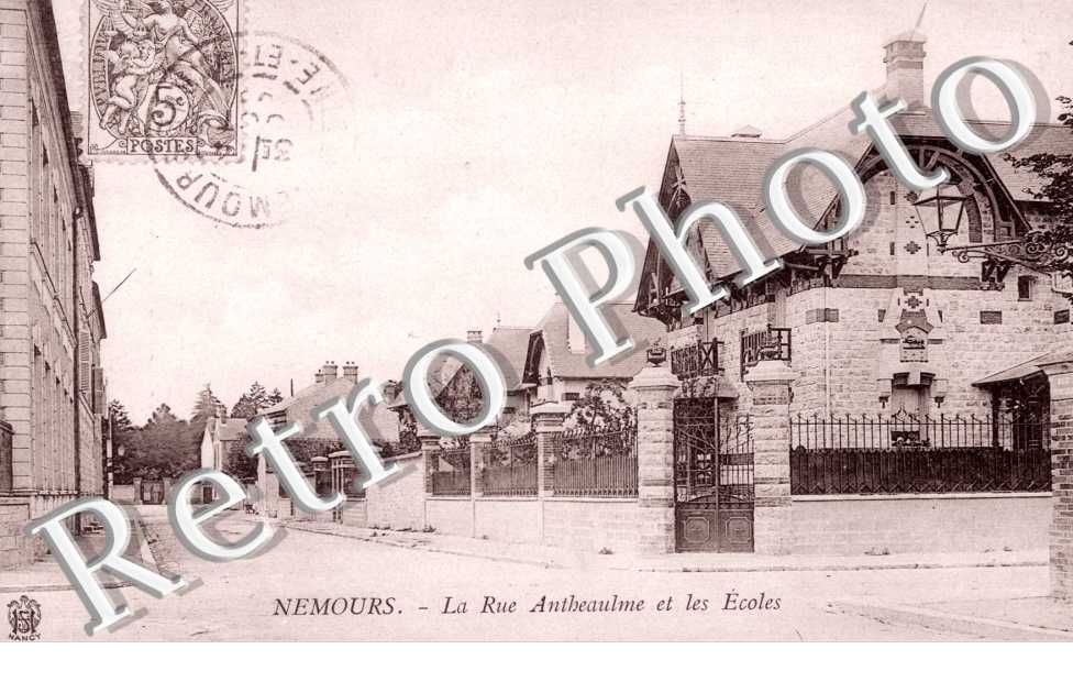 la Rue Antheaulme et les Ecoles