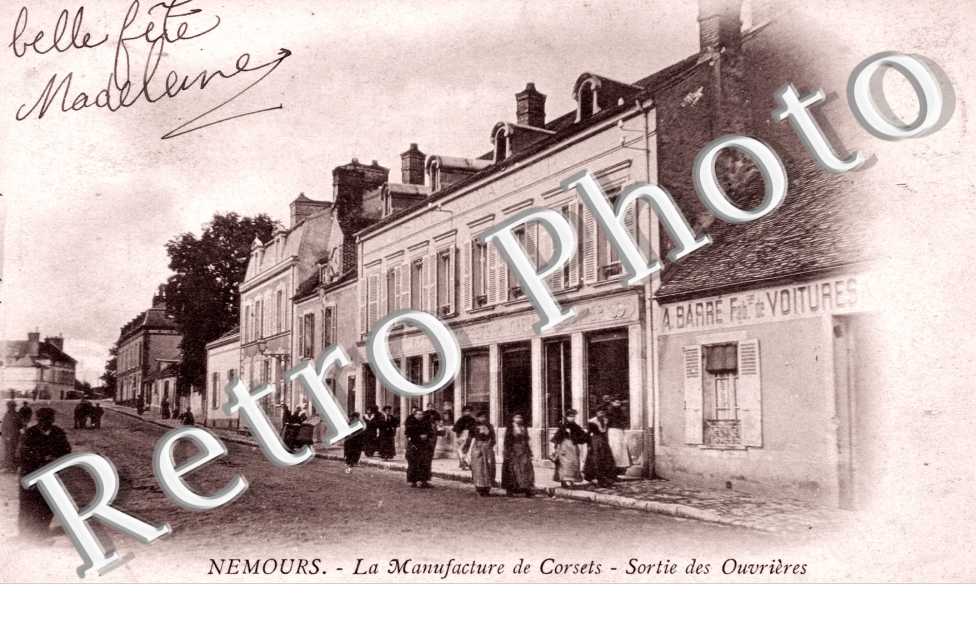la Manufacture de Corsets, la Sortie des Ouvriers