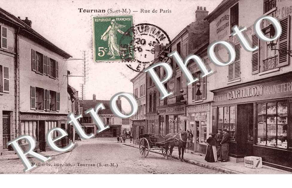 Rue de Paris - attelage de cheval