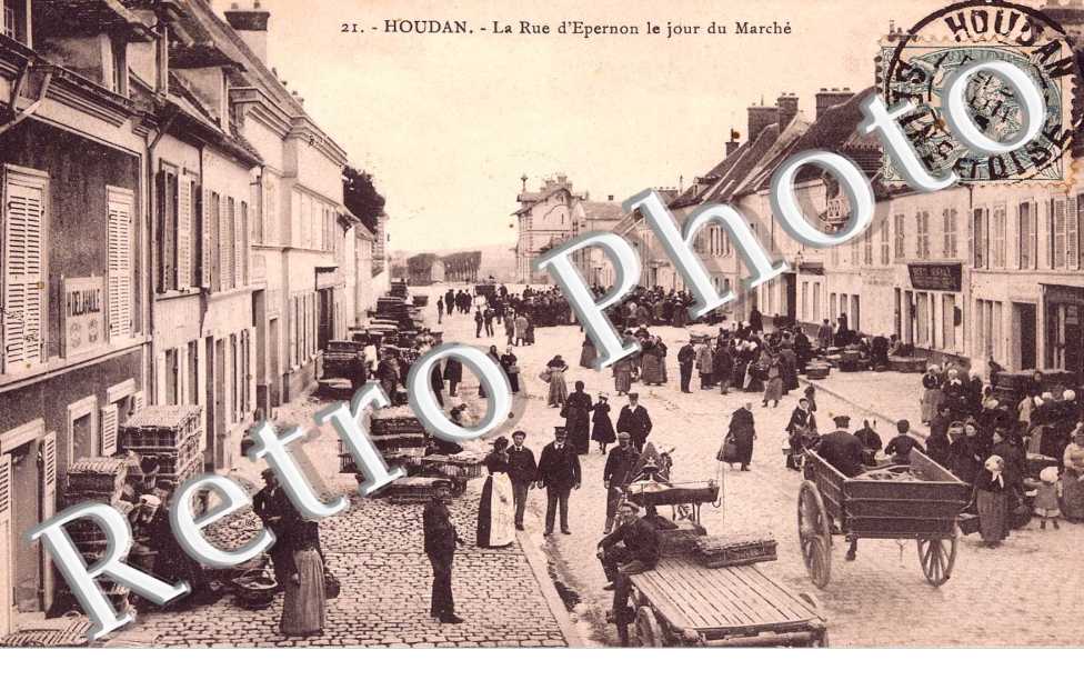 la rue d'Epernon le jour du marche