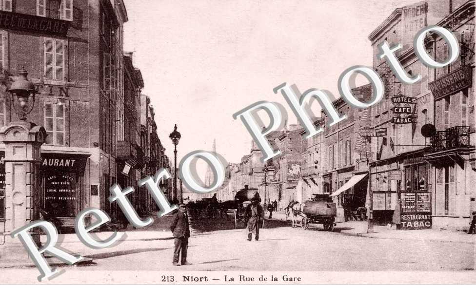 LA RUE DE LA GARE