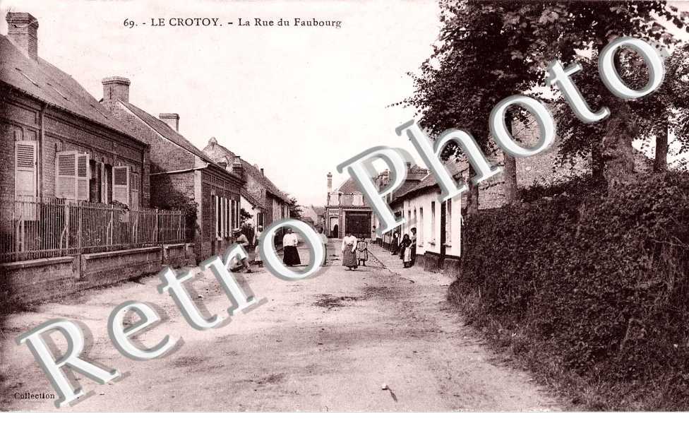 la rue du Faubourg  en 1912