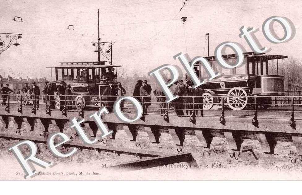  LES TROLLEYS SUR LE PONT
