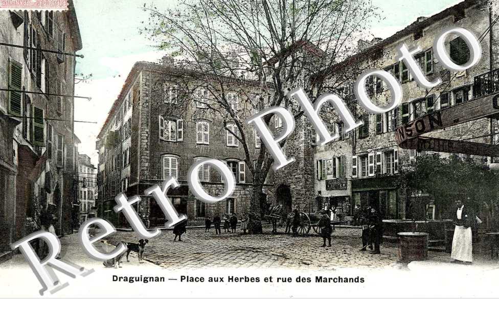 place aux herbes et rue des marchands